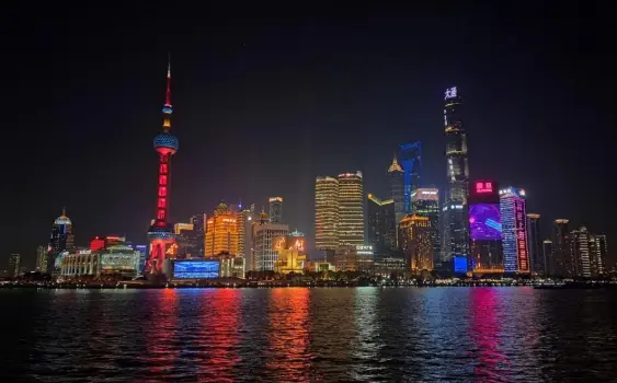 上海夜游路线亲子版怎么走？别瞎逛，这条水路娃能嗨到不想回家